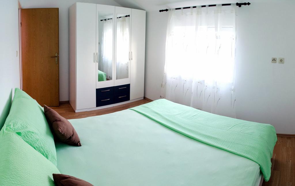 Olive Garden Apartments Cilipi Room photo